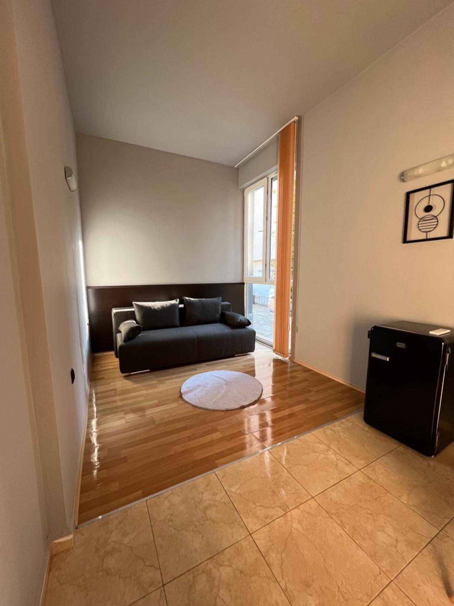 кокалу бийч Apartament *